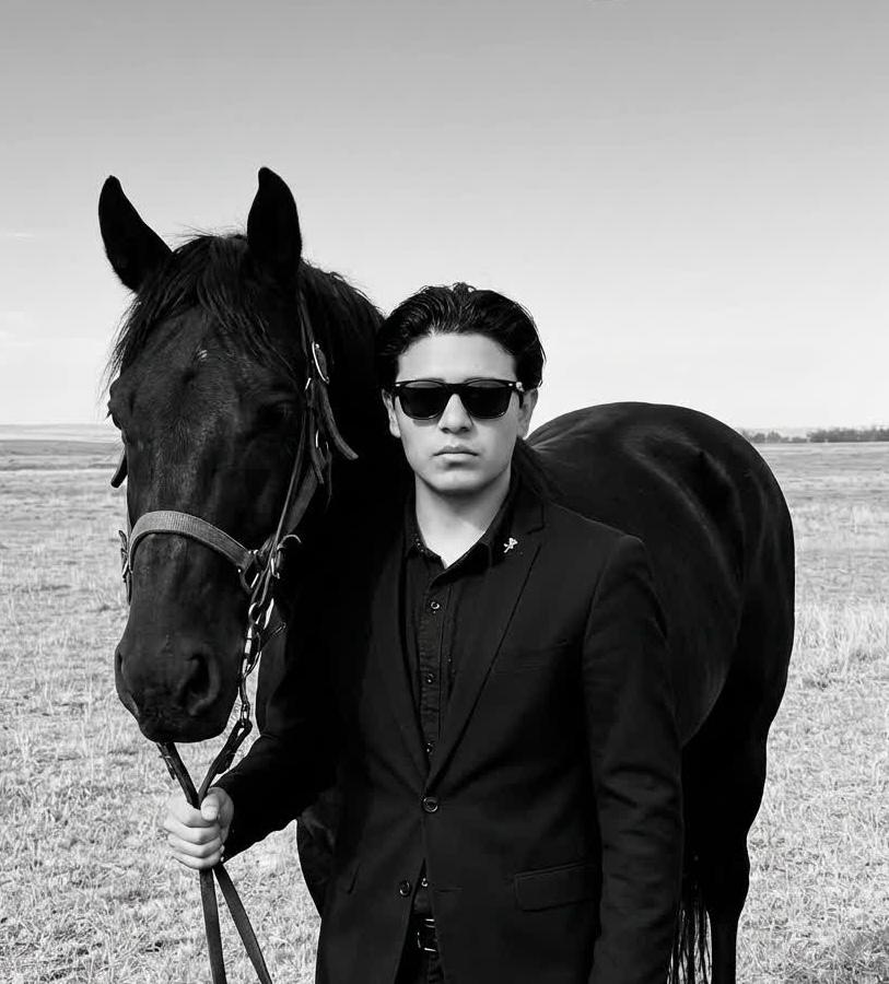 Alexander Castañeda, apertura de show de El Caballero Cajamarquino